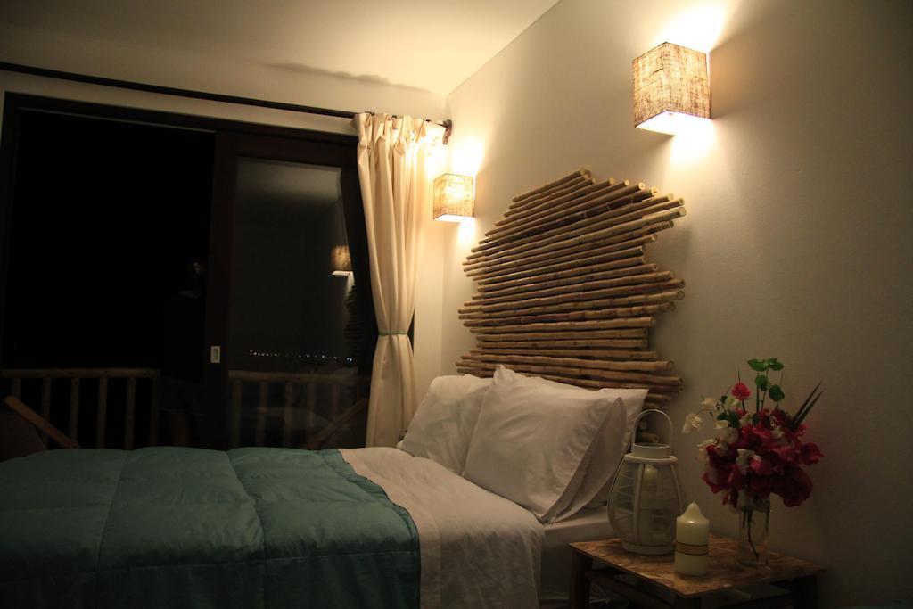 Bamboo Paracas